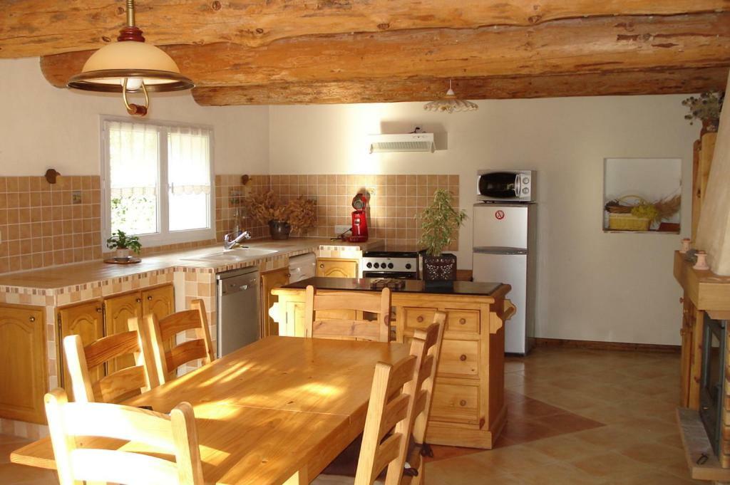 Gites Les Costoliers Chateauneuf-Miravail Exterior foto